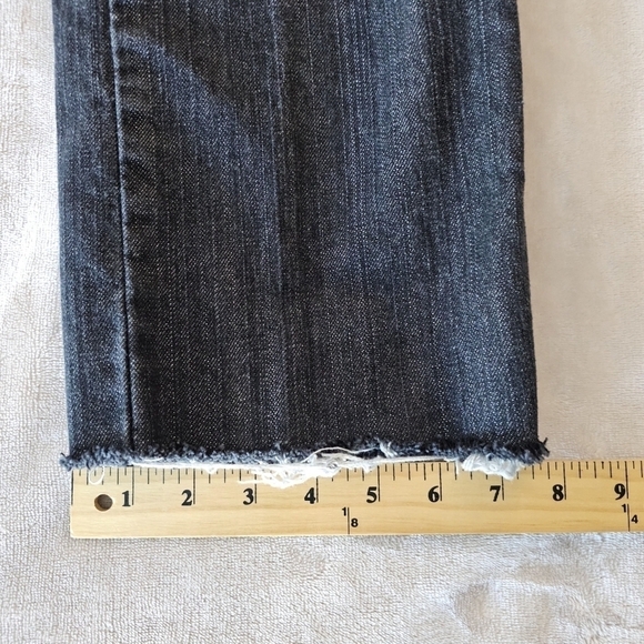 Levi's 514 33X25  Straight Leg Raw Hem Black Distressed Jeans EUC - Picture 6 of 12